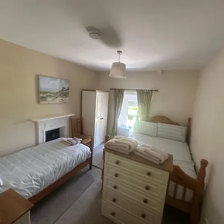 Beautiful An Hour's Drive From Four Irish Cities * Clonmel