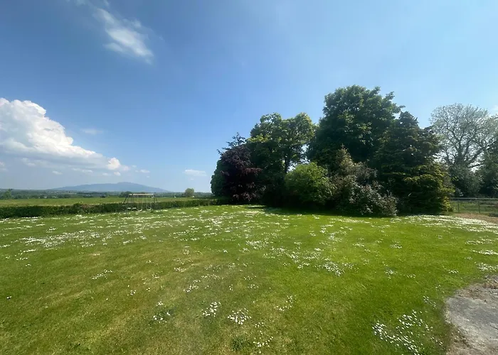 Beautiful An Hour's Drive From Four Irish Cities Clonmel